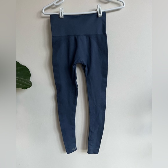 Set Active SculptFlex Leggings in Blue size XS - Picture 2 of 5